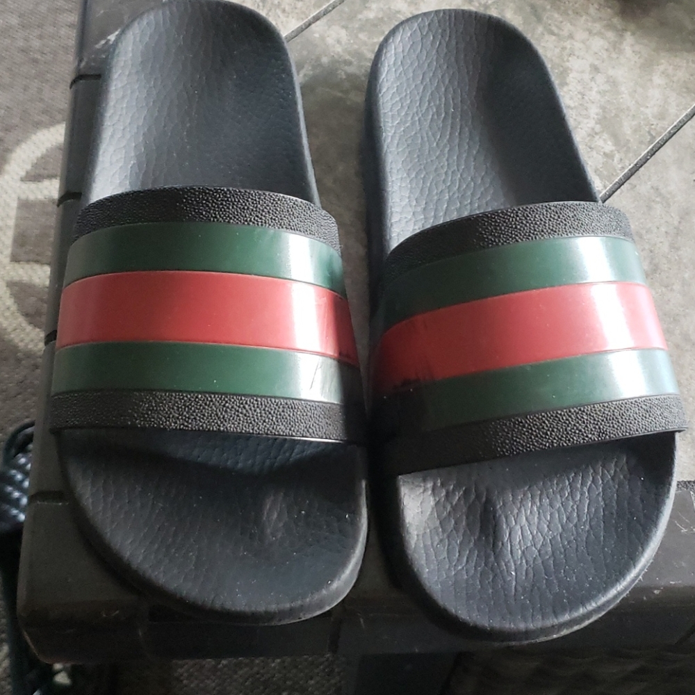 Gucci slides